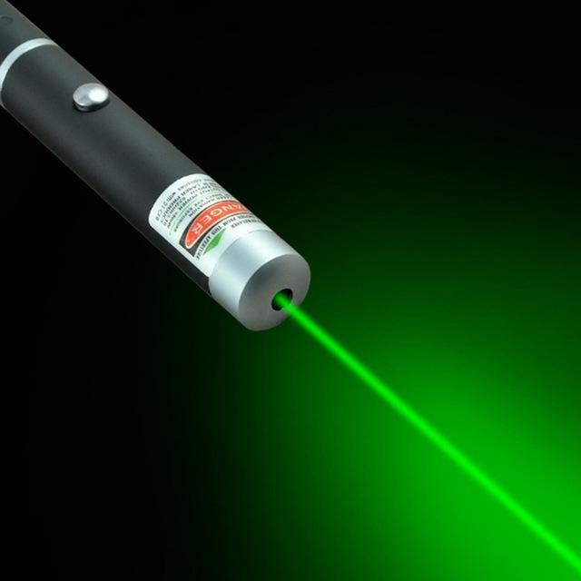 Wskaźnik laserowy o wysokiej wydajności z wieloma kolorami – Czerwony, Zielony, Niebiesko-fioletowy