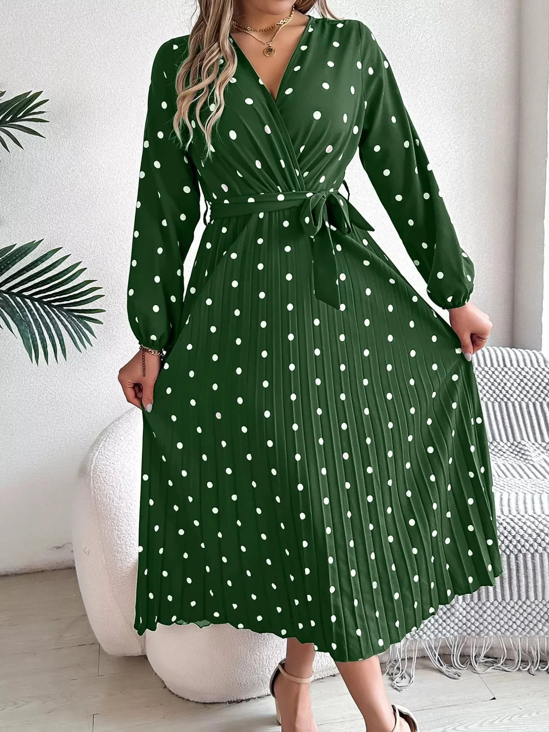 Amelia Sukienka Midi Kopertowa W Groszki Plisowana