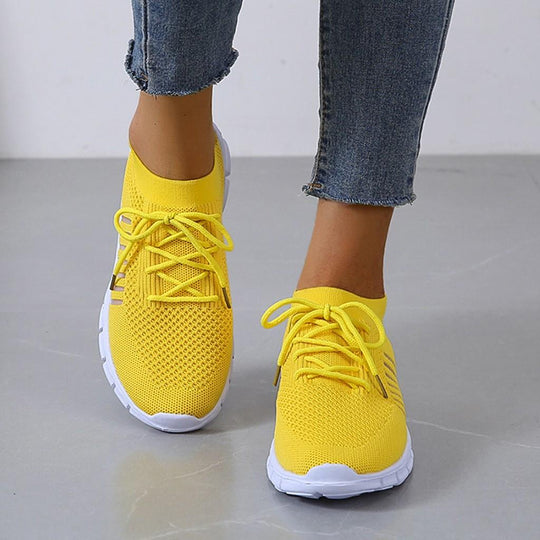 Żywe sneakersy z siateczki dla kobiet