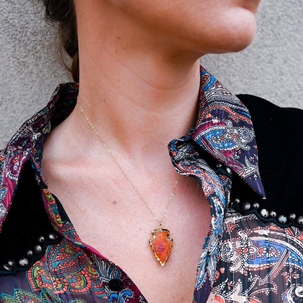 Naszyjnik z naturalnego karneolu w kształcie grotu strzały - Aeliana