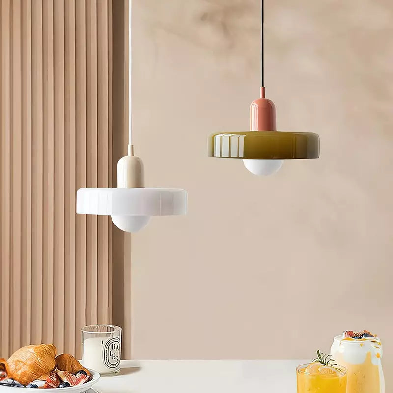 Kolorowa lampa wisząca w stylu Bauhaus - StiloGlas