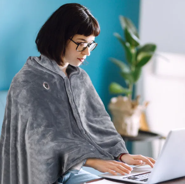 Poncho grzewcze USB z zamkiem, 150 x 80 cm z 8 strefami i 3 poziomami
