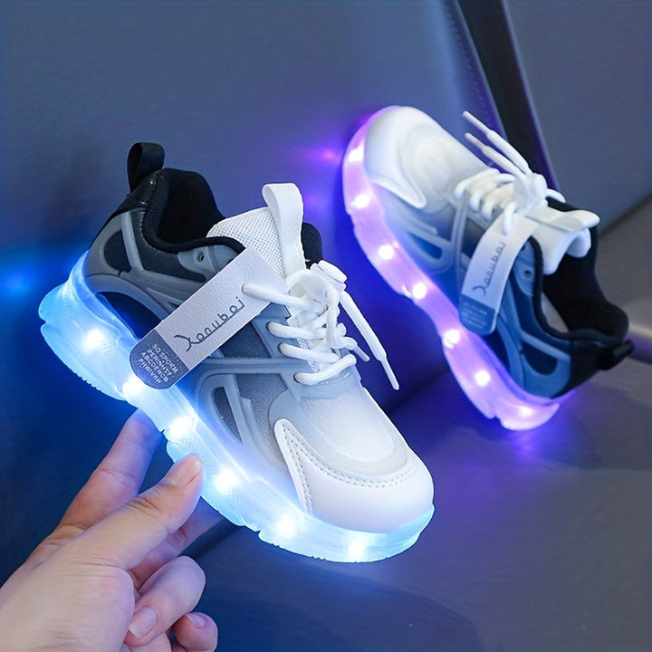 Świecące sneakersy dla dzieci – kolorowe, z podświetleniem LED na zabawny wygląd