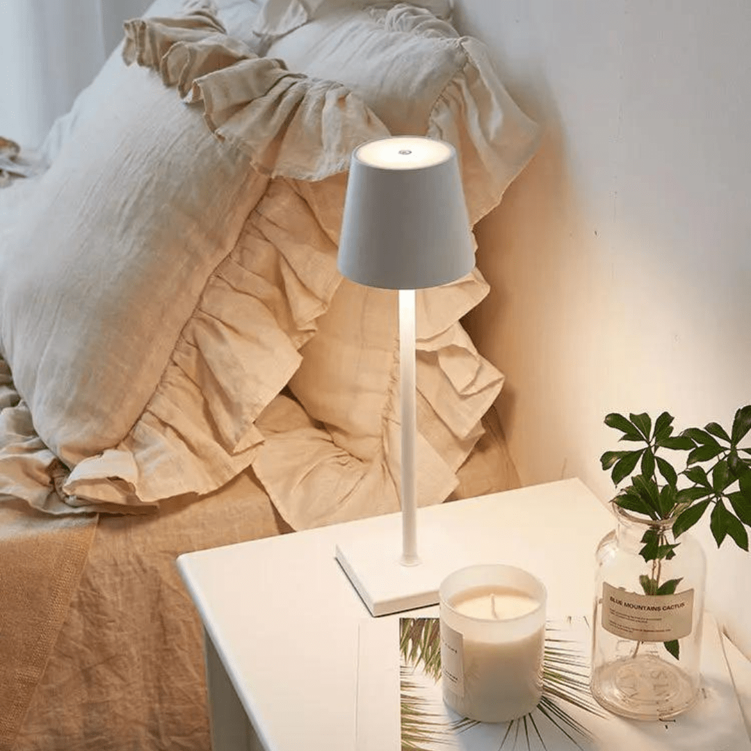 EternoLight | Bezprzewodowa Lampa Stołowa – Przytulne Oświetlenie do Domu i Ogrodu