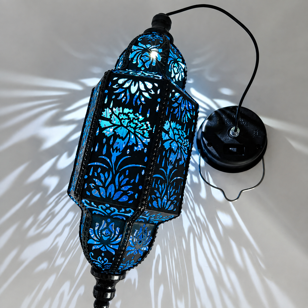 Marokańska lampa – vintage'owa elegancja do przyjemności na świeżym powietrzu