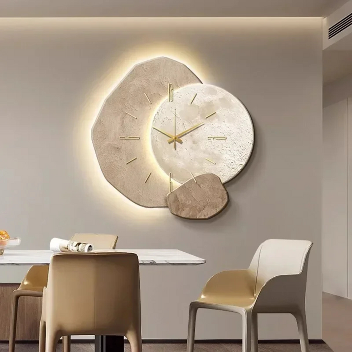 Drewniany zegar ścienny z lampką LED | Elegancki i praktyczny design