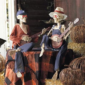 Duet Animowanych Szkieletów Hauntique | Dekoracja Halloweenowa aktywowana dźwiękiem, z muzyką i światłami