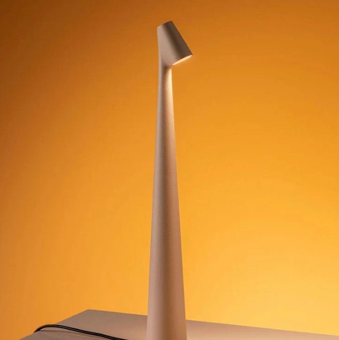 Ładowana lampa stołowa LED | Poliwęglan | 2700 K ciepła biel | 3 poziomy jasności