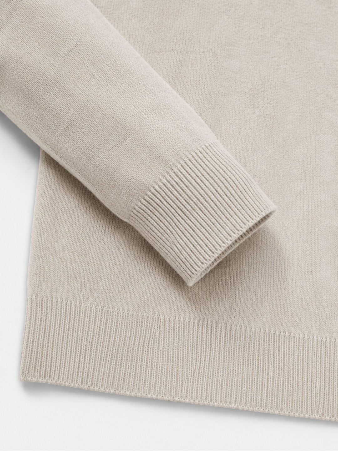 Męski sweter z wełny merino z dekoltem w serek i detalem z zamkiem