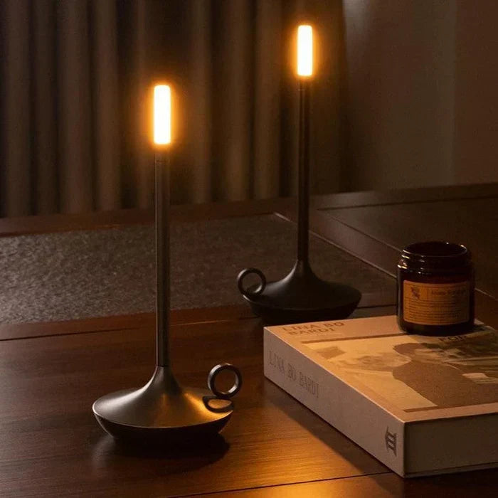 Subtelna lampa stołowa - Aurelia