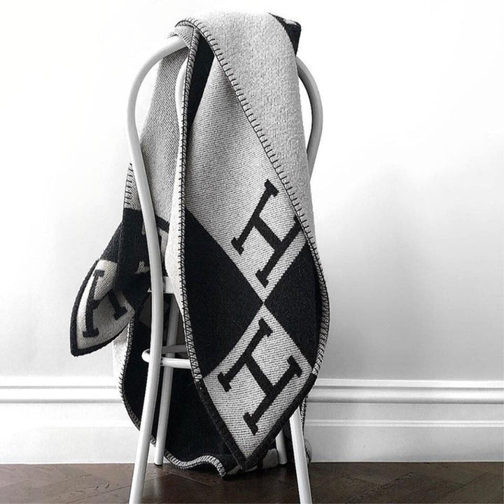 Luksusowy pled z wełny i kaszmiru – LuxBlanket