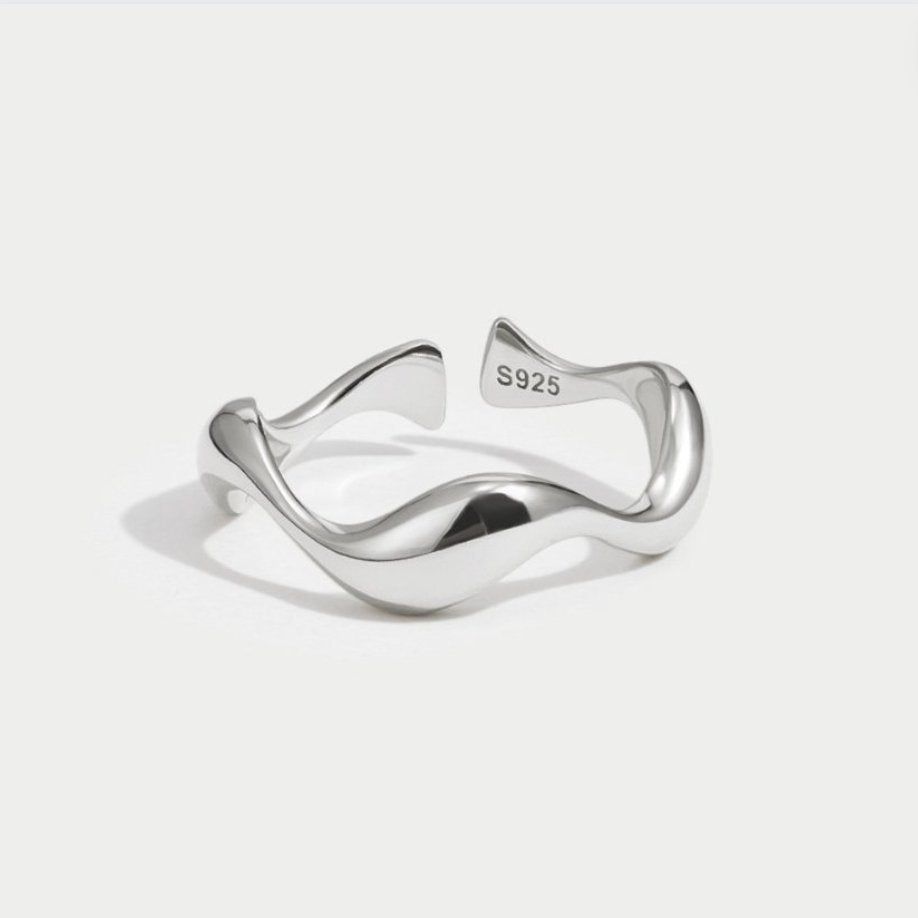 Fale – Srebrny pierścionek