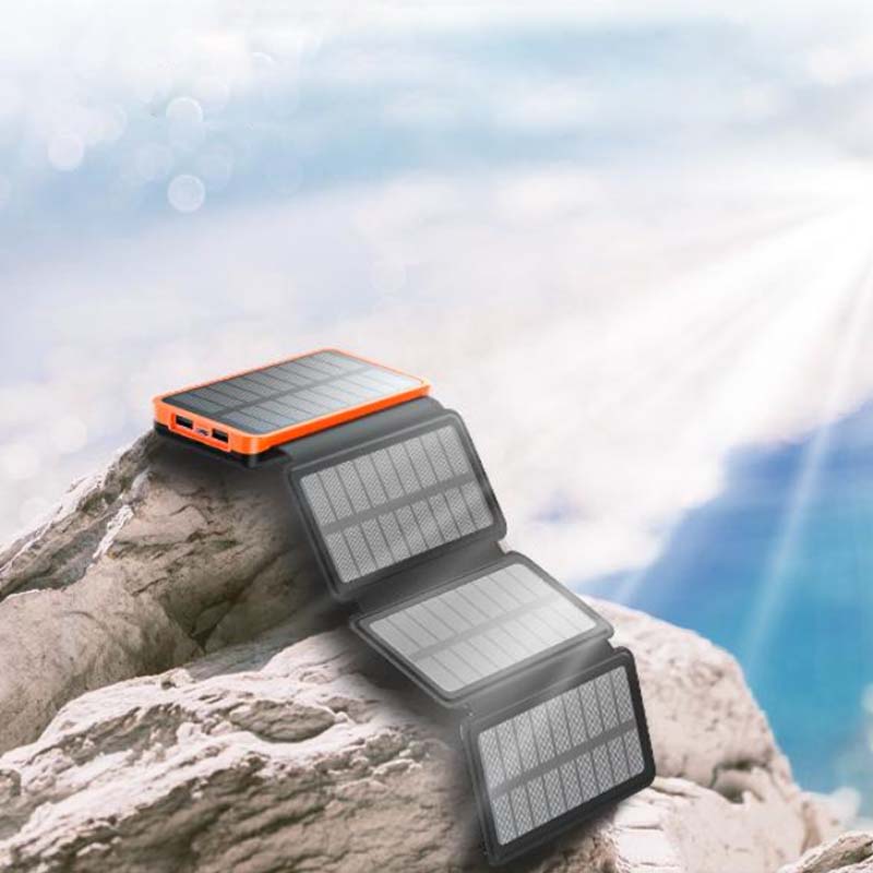 Solarny powerbank z 4 panelami i 3 wyjściami USB – SunCore