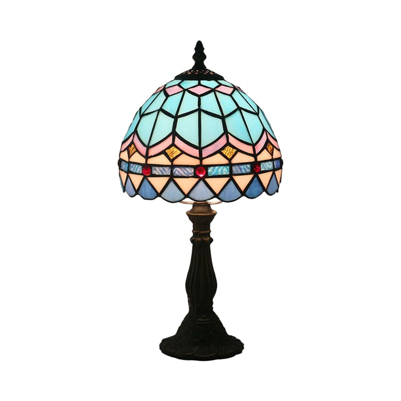 Lampa stołowa Tiffany ze szkła - klasyczne linie z ołowiu